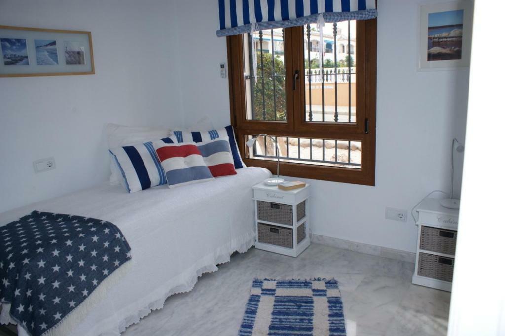 Calle Rigoletto Villamartin Costa Blanca Exterior foto