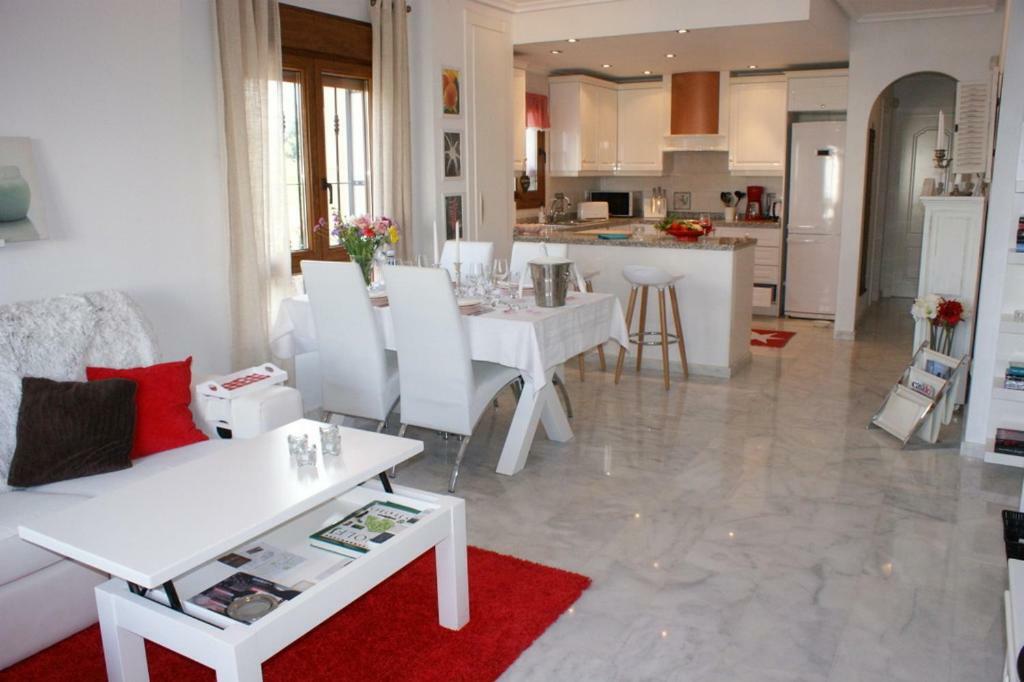 Calle Rigoletto Villamartin Costa Blanca Exterior foto
